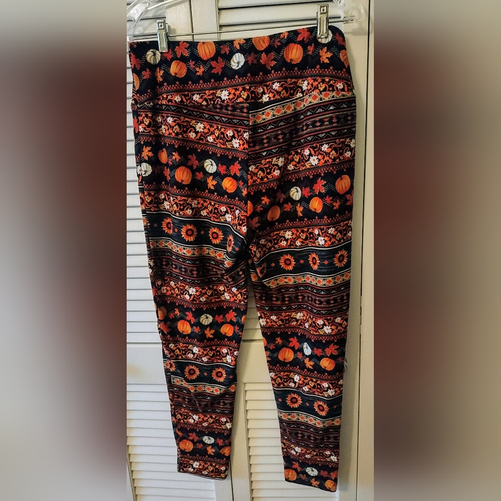 Terra & Sky Fall Autumn Harvest Leggings, size 1X (16W-18W) Pumpkins Sunflowers